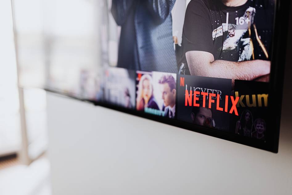 Blog author writing about streaming subscriptions